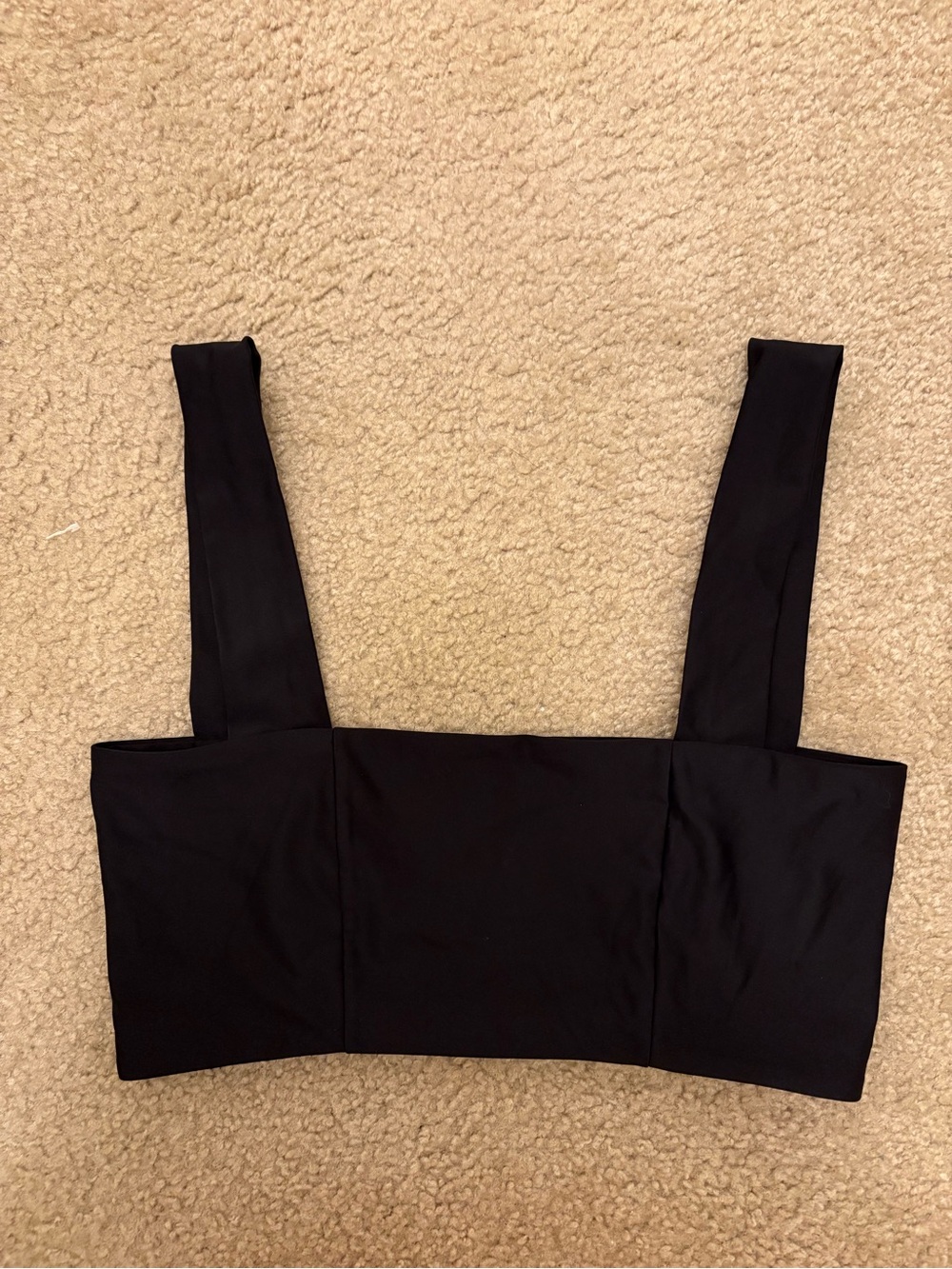 ALOHAS Black Square-Neck Crop Top with Wide Straps